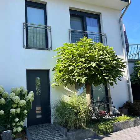 Maison Vulkanstein * Landkern